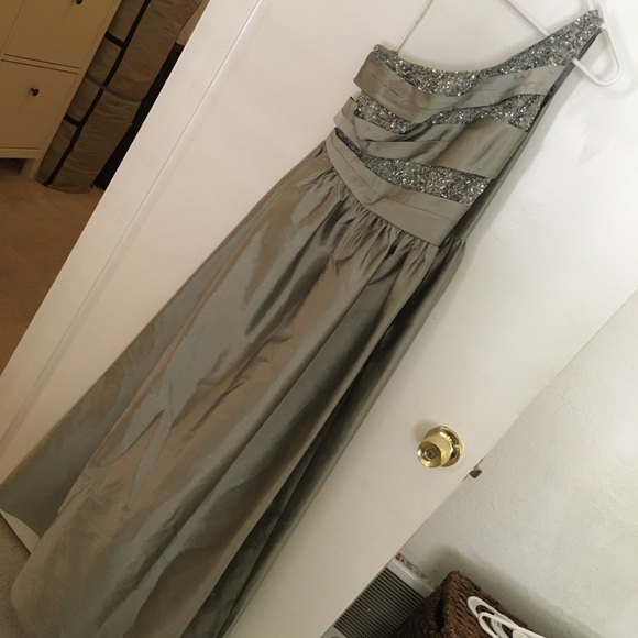 JS collections silver beaded gown medium - Picture 5 of 8